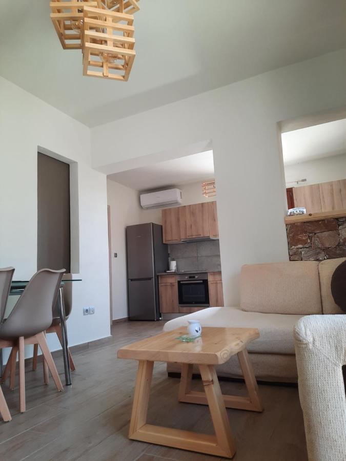 Villa Adeiata Adiata Eksteriør billede